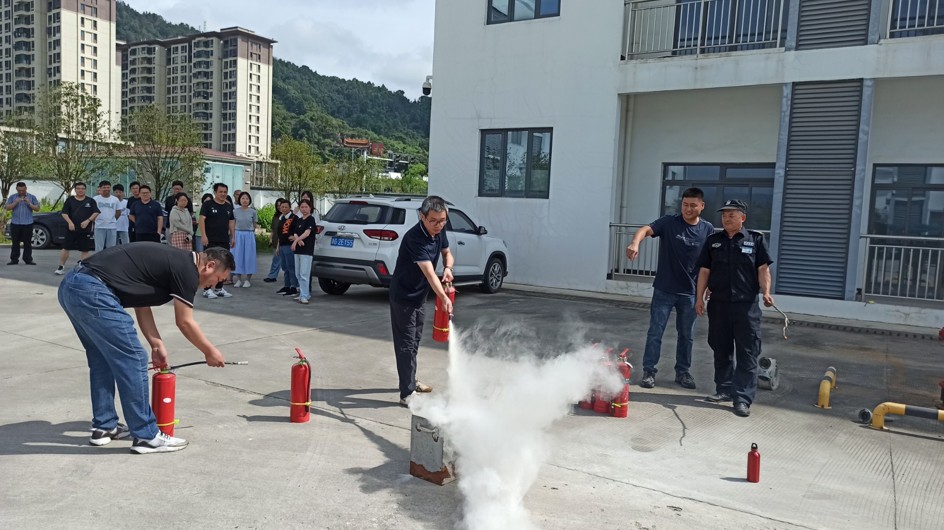 市国际米兰官网物流产业园公司开展安全生产教育培训暨应急演练活动，，，，，，，，周明武拍摄3.jpg