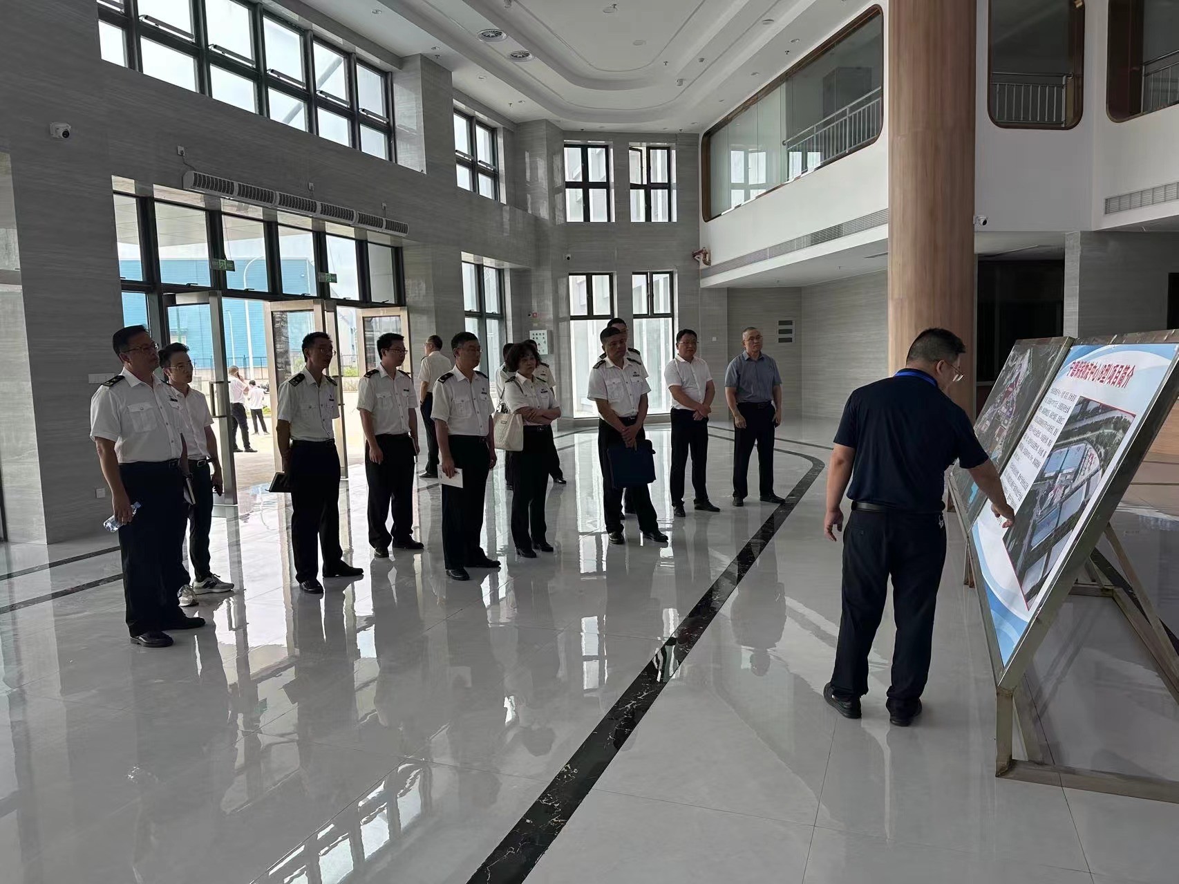 福州海关相关领导深入宁德保税物流中心（B保）项目调研，，，，，蔡慧铭拍摄1.jpg